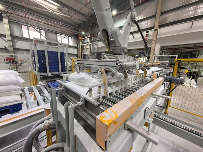 全球首套年產(chǎn)6萬噸第五代歐技三胺裝置投產(chǎn)，引領(lǐng)化工行業(yè)技術(shù)新紀(jì)元